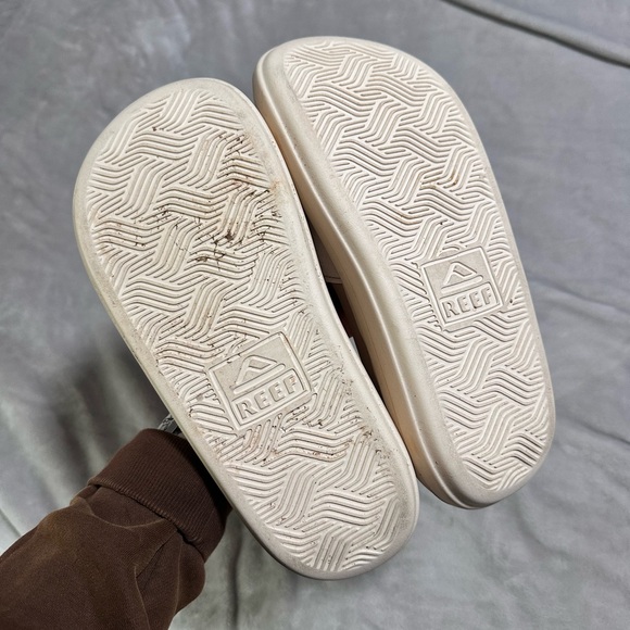 Reef Slide Sandals - Picture 3 of 3